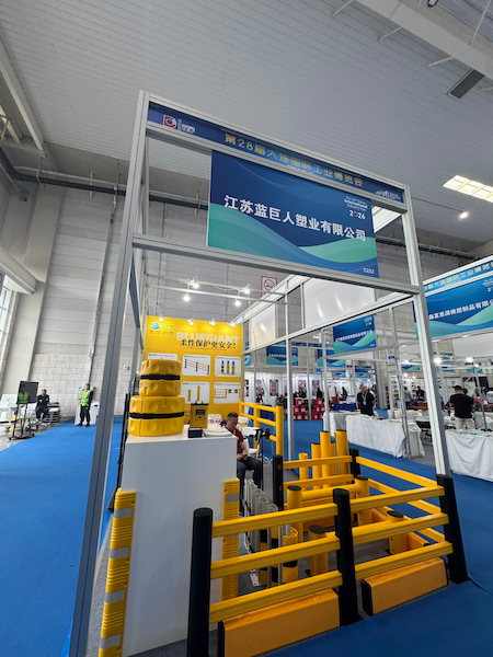 Flexible Polymer Safety Guardrail